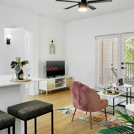 Cozysuites Glendale By The Stadium With Pool 10 Exterior photo